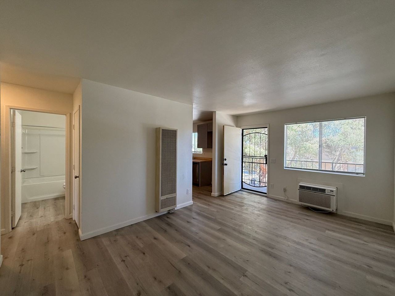 524 E Avenue Q12 #16 - Photo 3 of 14