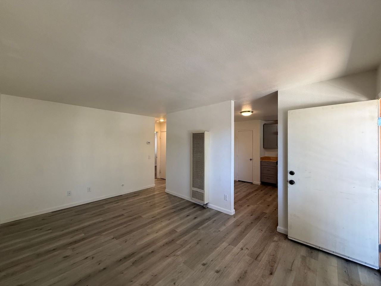 524 E Avenue Q12 #16 - Photo 4 of 14