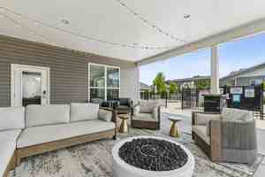 featured image of 1124 E 4th Ave