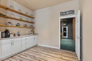 featured image of 1124 E 4th Ave