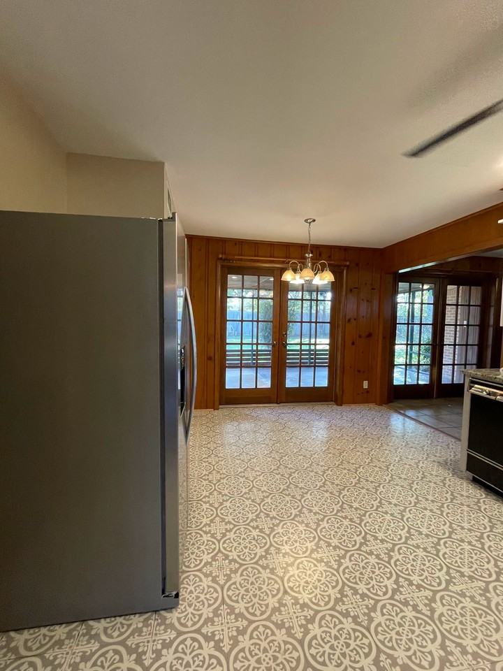 1004 Cottonwood St #1 - Photo 4 of 19