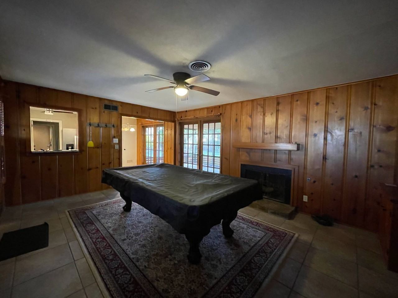1004 Cottonwood St #1 - Photo 5 of 19