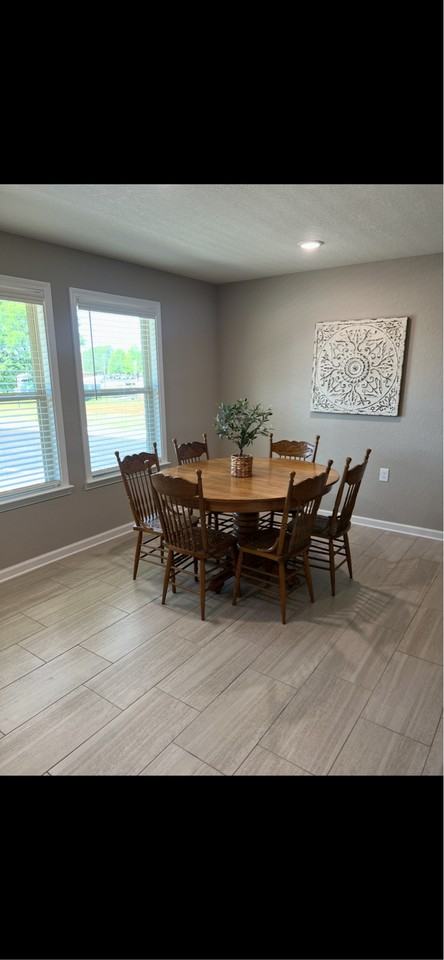210 Oak Ct #210 - Photo 2 of 7