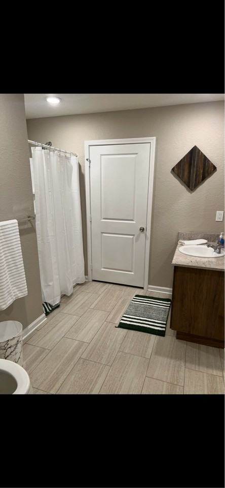 210 Oak Ct #210 - Photo 4 of 7