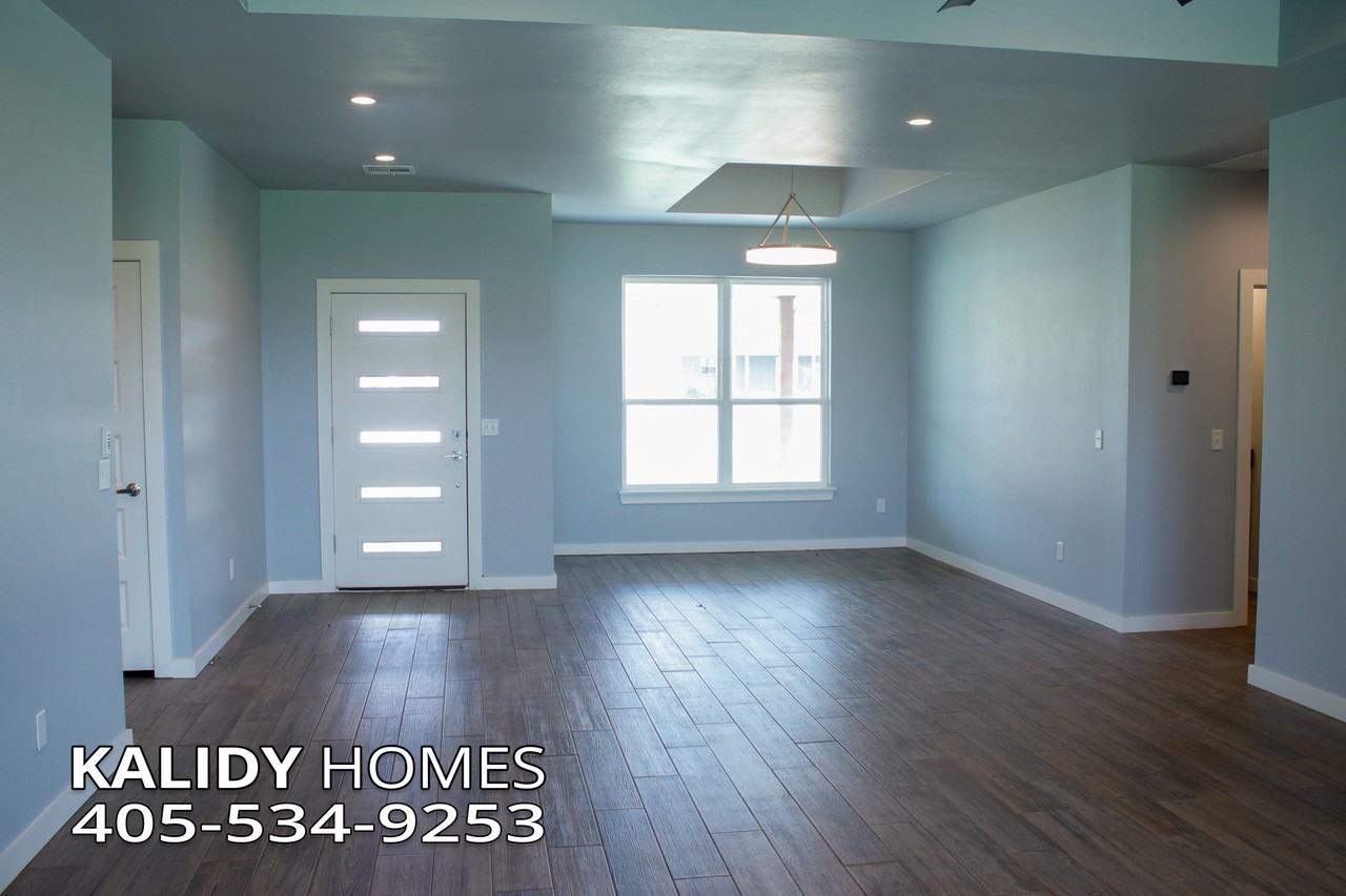 102 Olde Mill Rd #1 - Photo 3 of 30