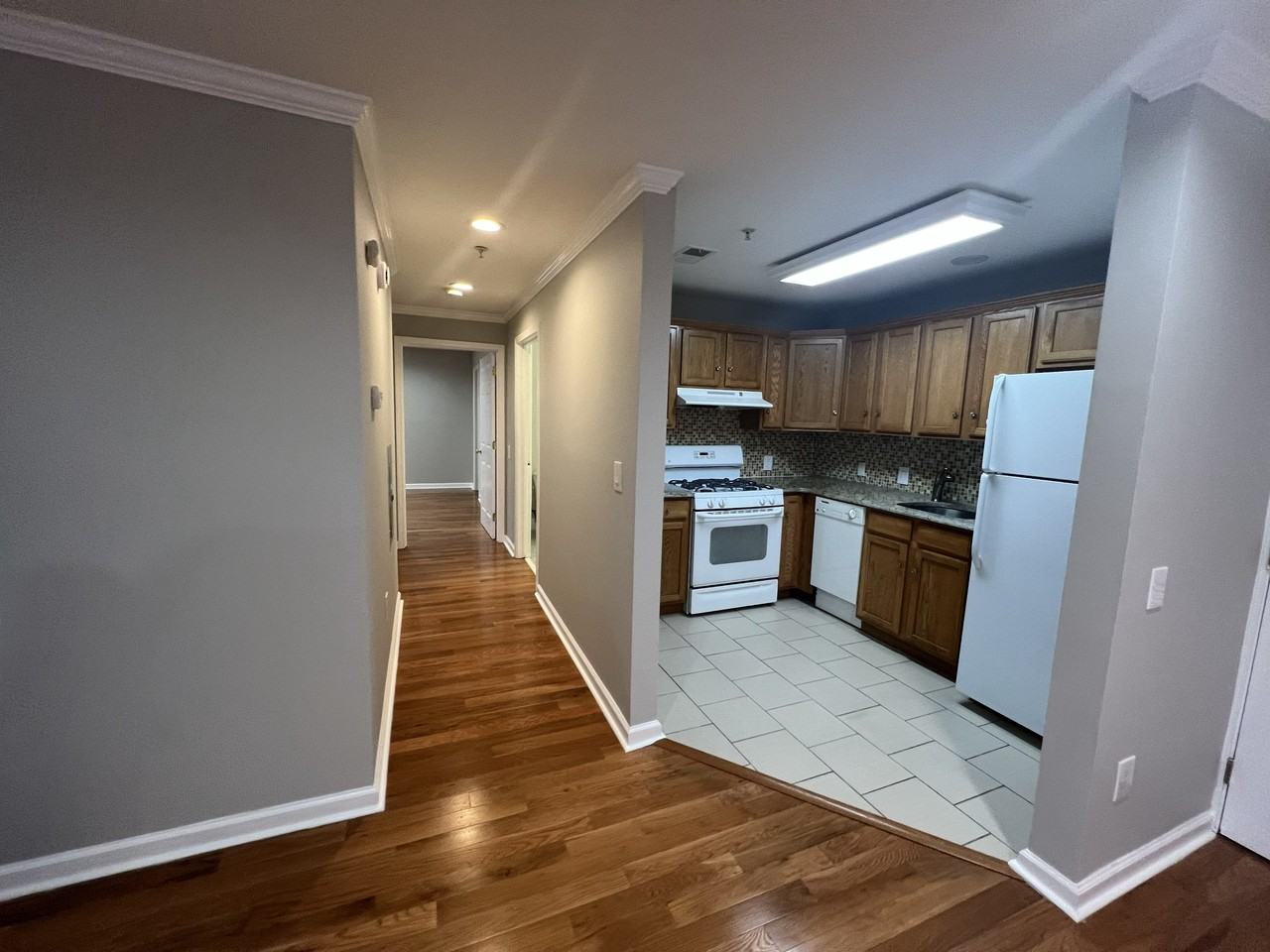 39 Union St #202 - Photo 2 of 19