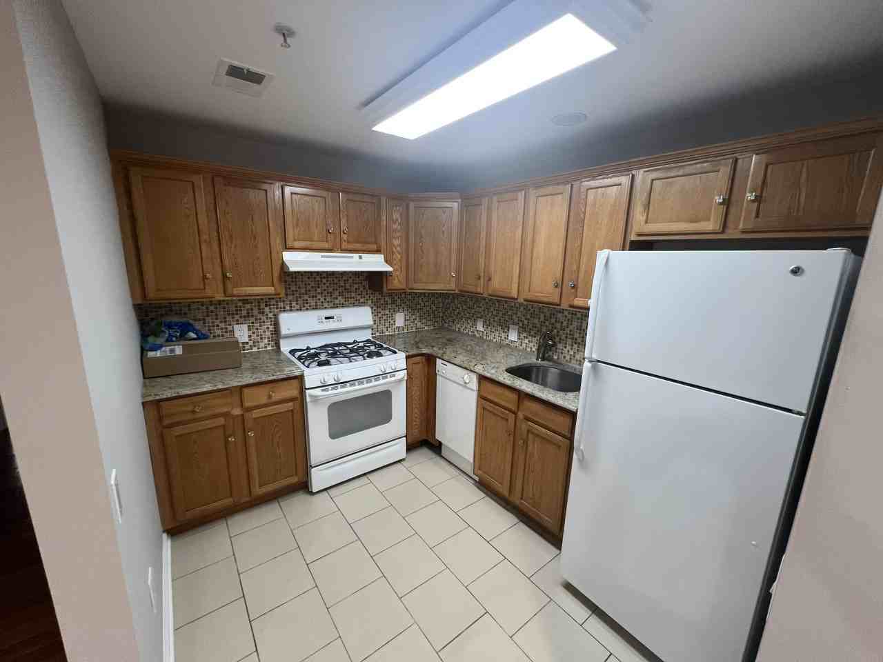 39 Union St #202 - Photo 6 of 19