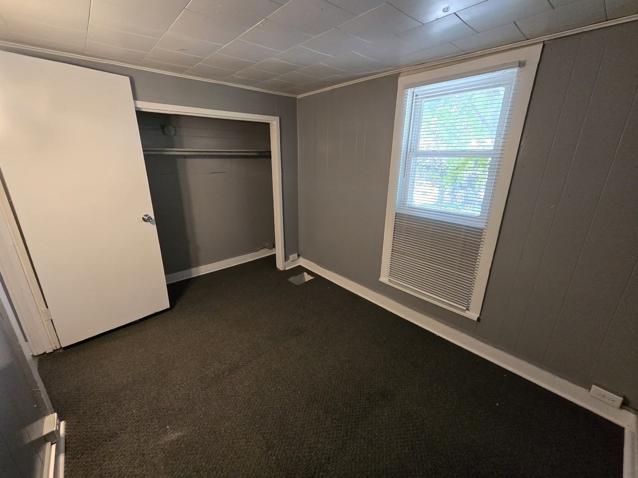 814 N Cherry St #3 - Photo 2 of 7