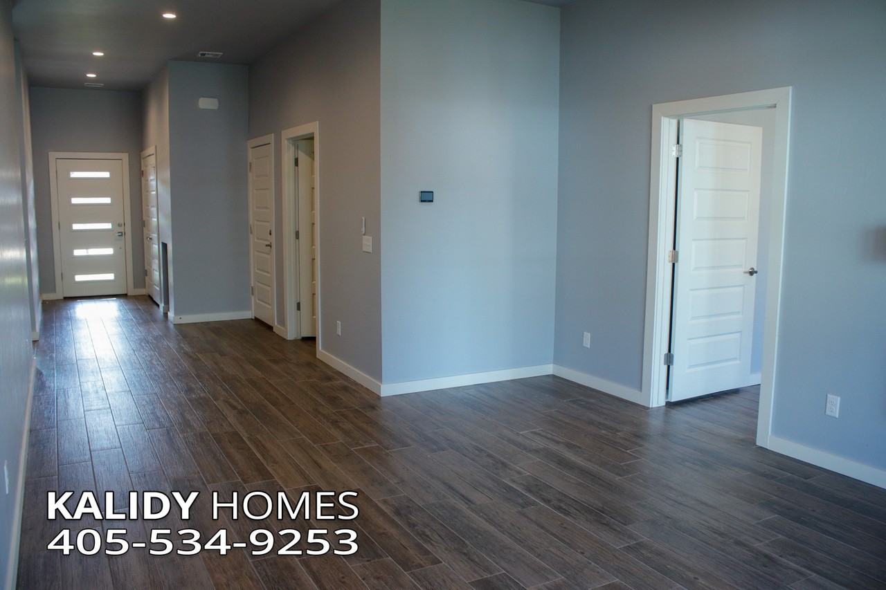 420 Remington Ave #1 - Photo 4 of 24