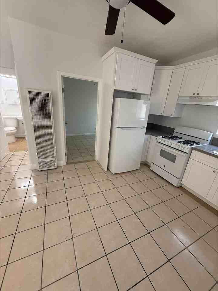 842 Alamitos Avenue - Photo 6 of 32