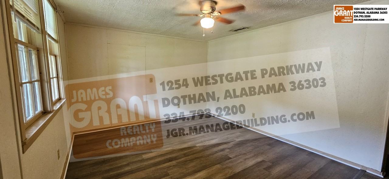 Pickett ApartmentsNumber 12247 State Street #12 - Photo 3 of 28