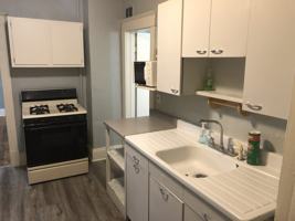 featured image of 927 1/2 Plumer St #2
