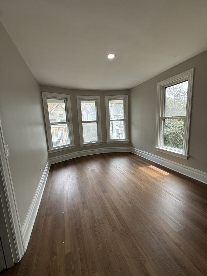 221 Pine St #1 - Photo 2 of 15