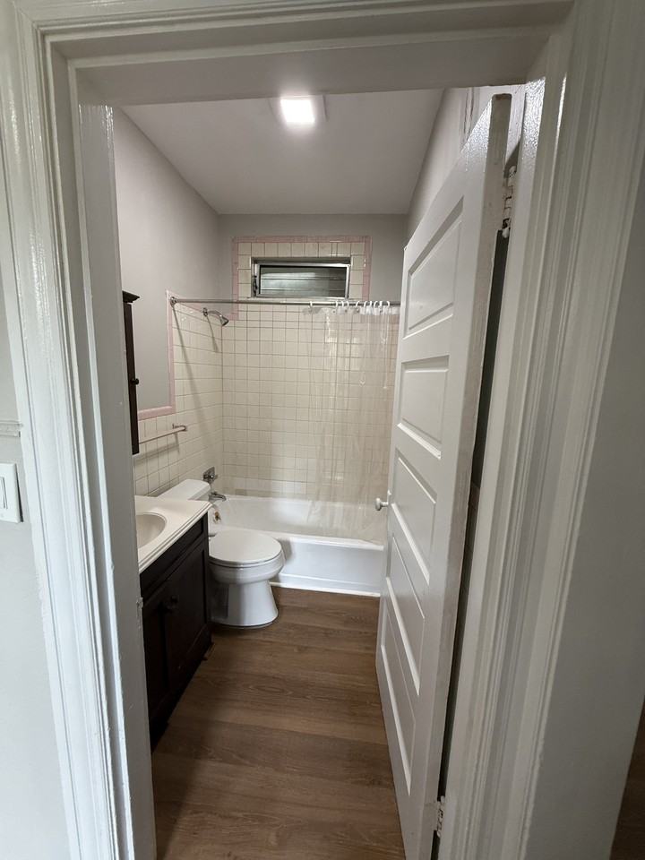 221 Pine St #1 - Photo 5 of 15