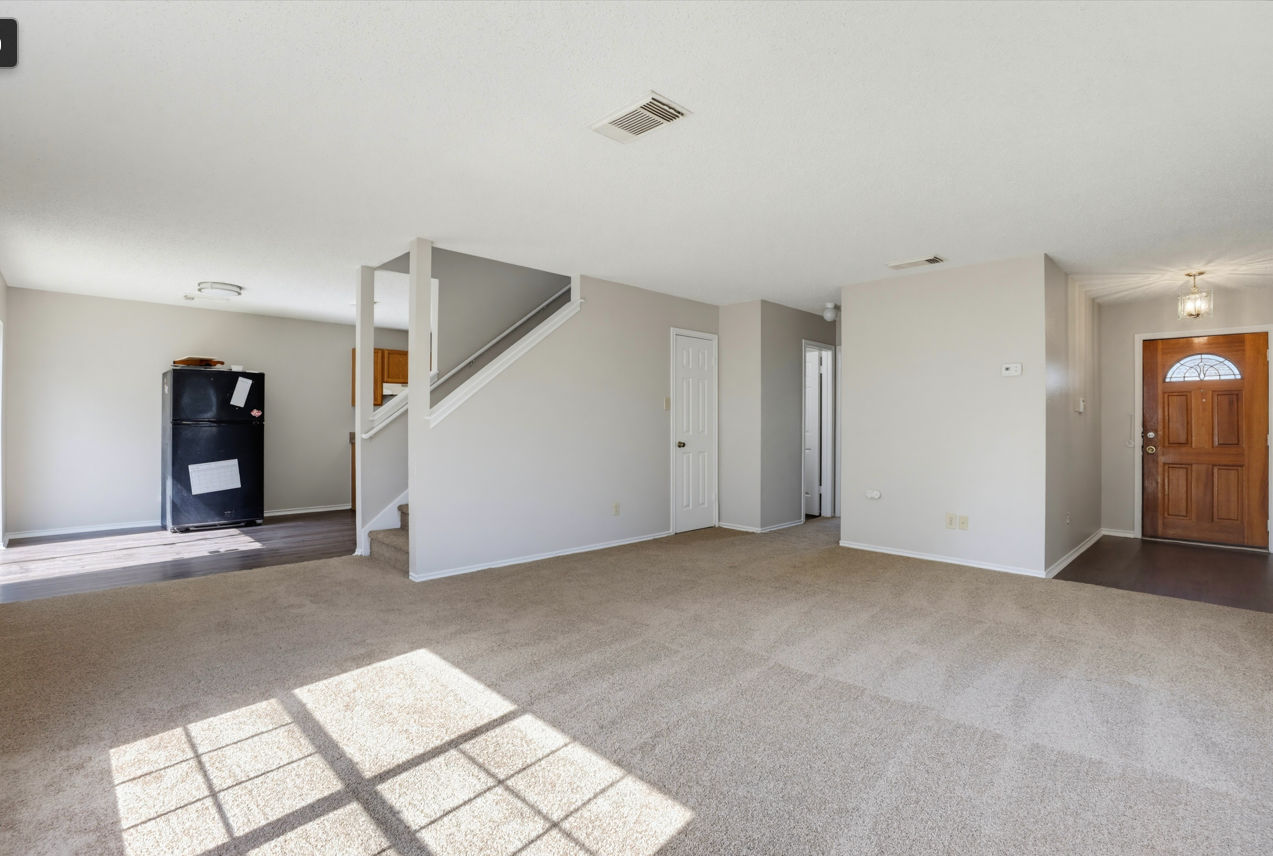 13922 Villa Camino - Photo 4 of 17