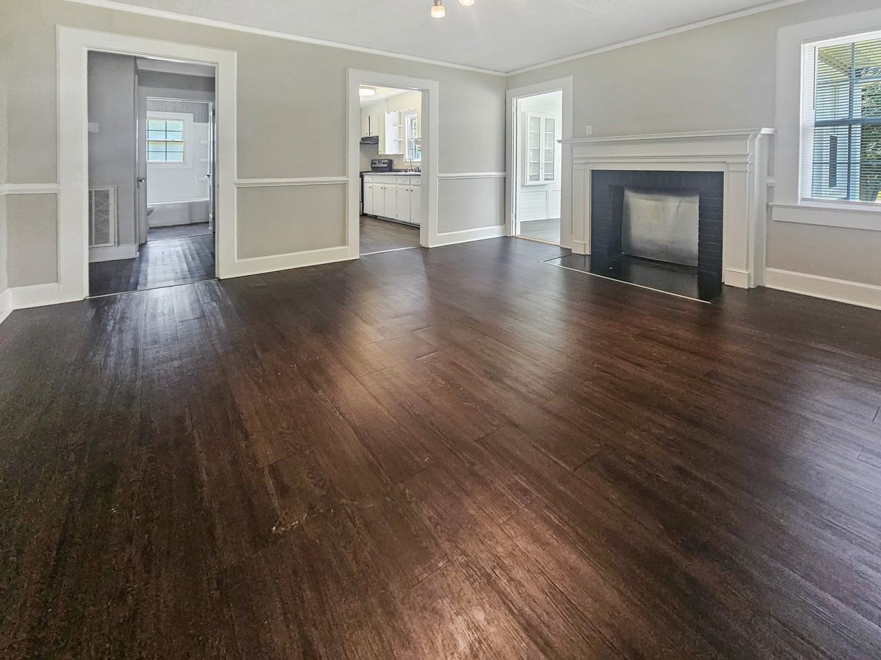 100 Alice St #1 - Photo 3 of 9