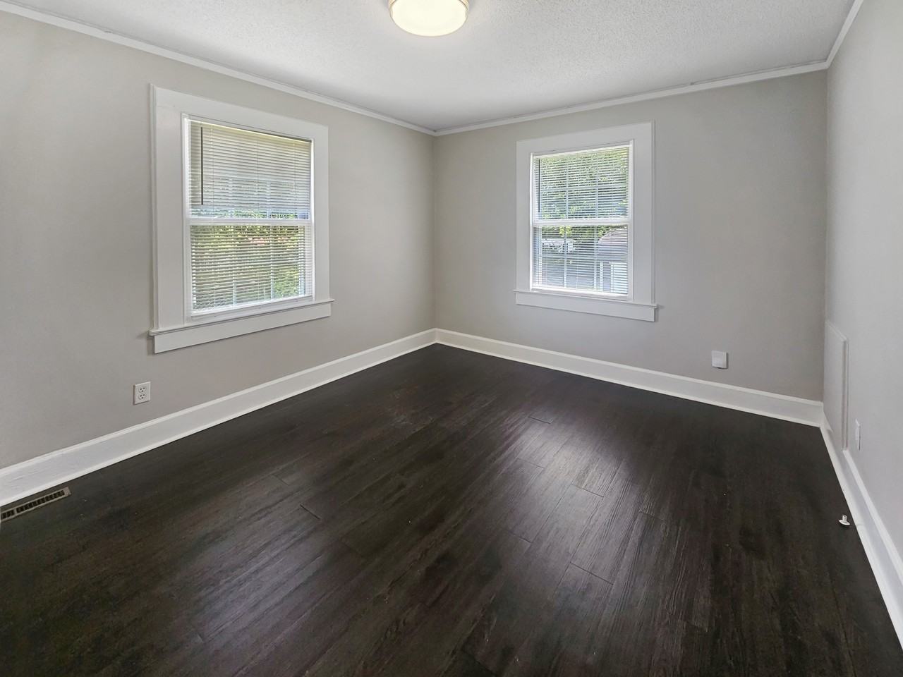 100 Alice St #1 - Photo 6 of 9