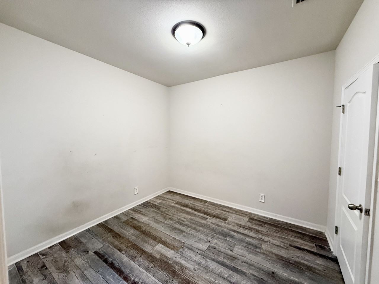 3821 Branford Ct #1 - Photo 4 of 35