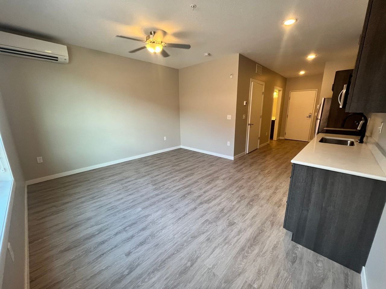 Central Falts - Photo 6 of 21