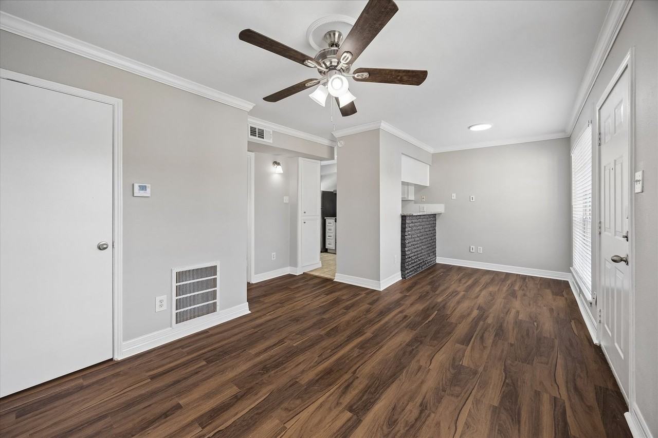 Emerson Street Apartments - Photo 6 of 21
