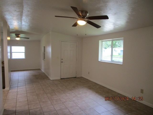 446 Elsie Ave #1 - Photo 3 of 19