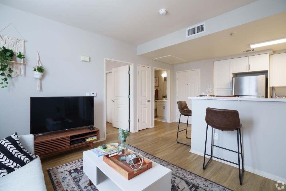 2020 Kittredge St Ste D - Photo 6 of 20