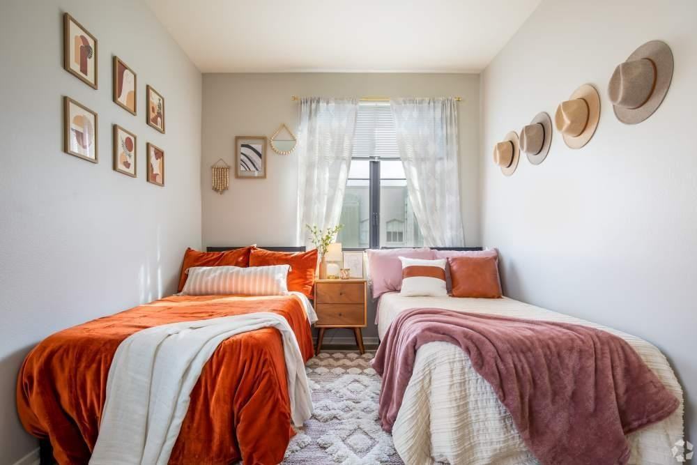 2020 Kittredge St Ste D - Photo 2 of 20
