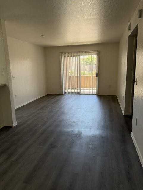 555 E Ray Rd