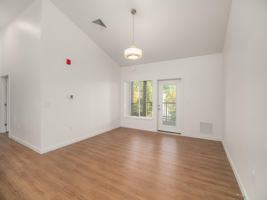 featured image of 152 Sunshine Rd