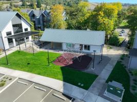 featured image of 152 Sunshine Rd