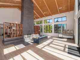 featured image of 152 Sunshine Rd