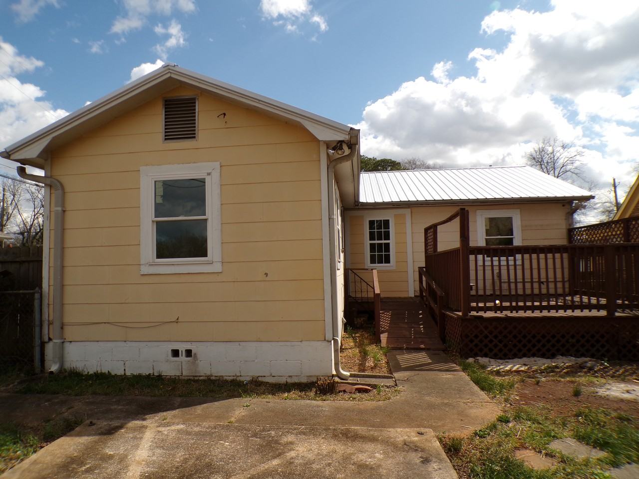 1400 19th Pl Sw #1 - Photo 4 of 12