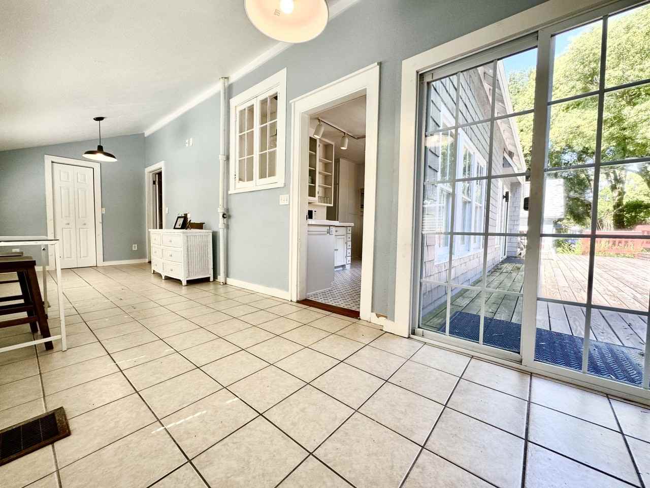6971 Earlwood Ave #1 - Photo 7 of 22