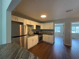 555-565 N Kent St - Photo 1 of 1