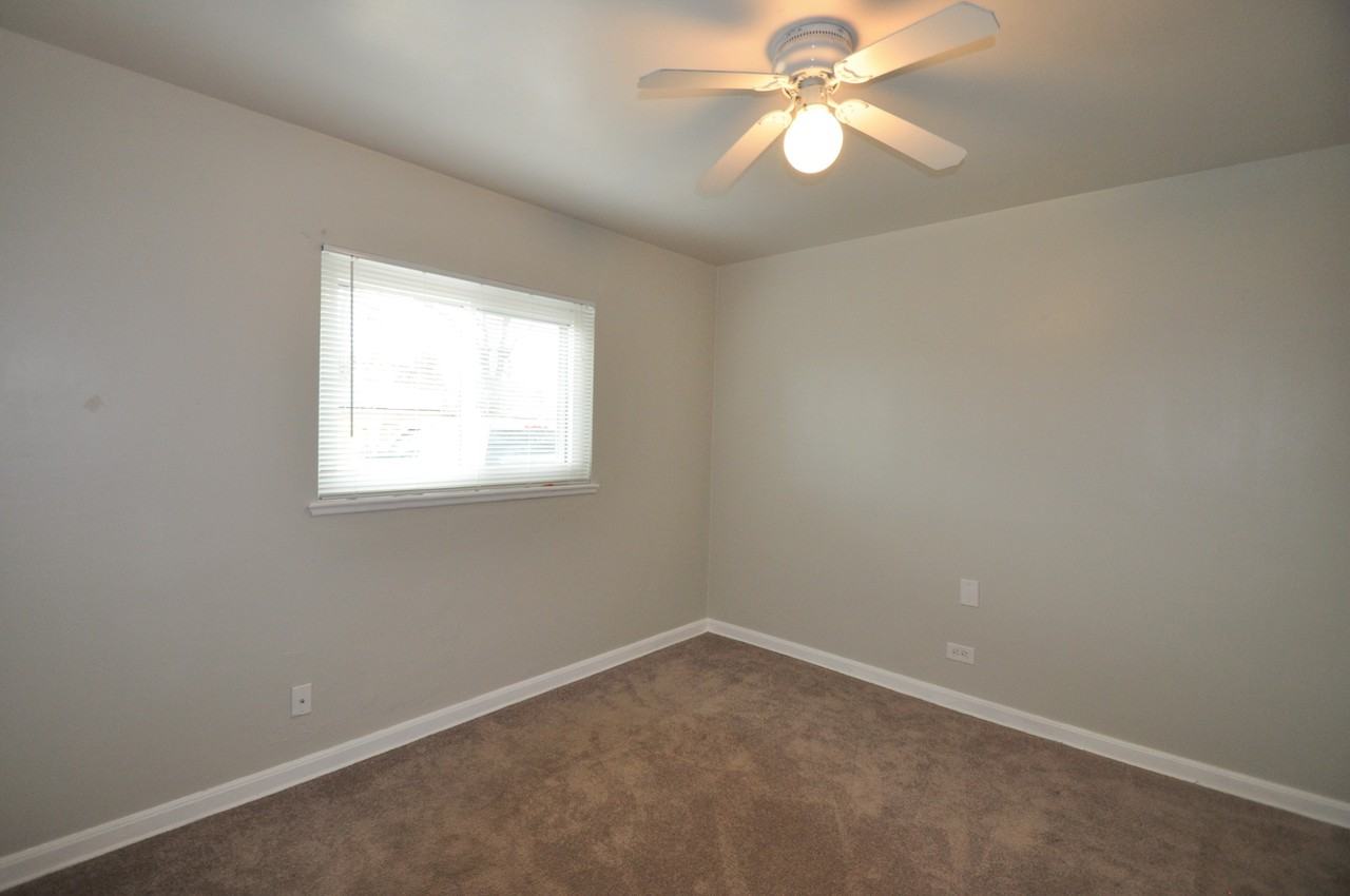 2525 Olive St #1 - Photo 5 of 21