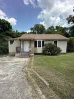 featured image of 4011 8th Ave #1