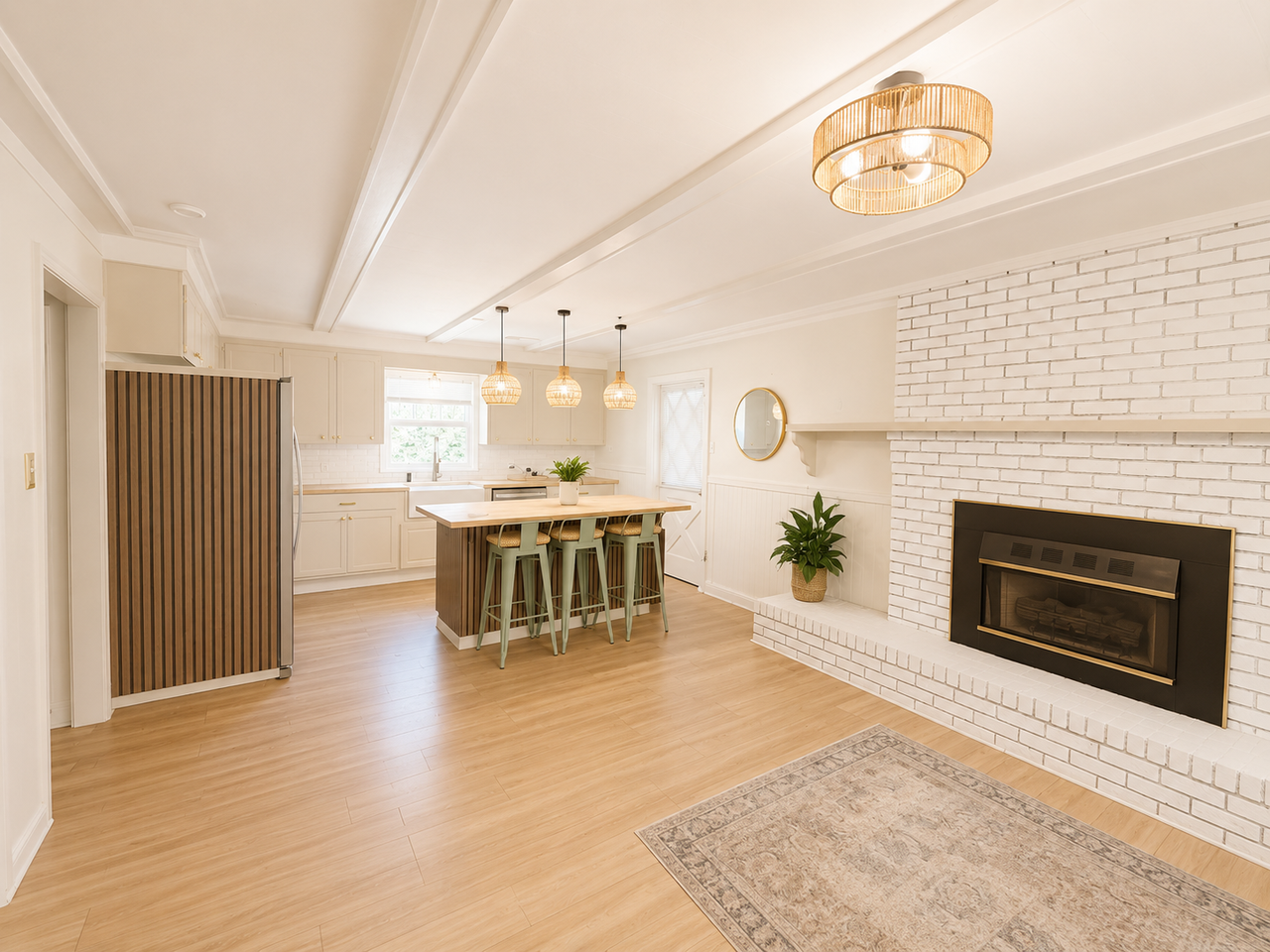 1004 Blanton Pl #1 - Photo 4 of 17