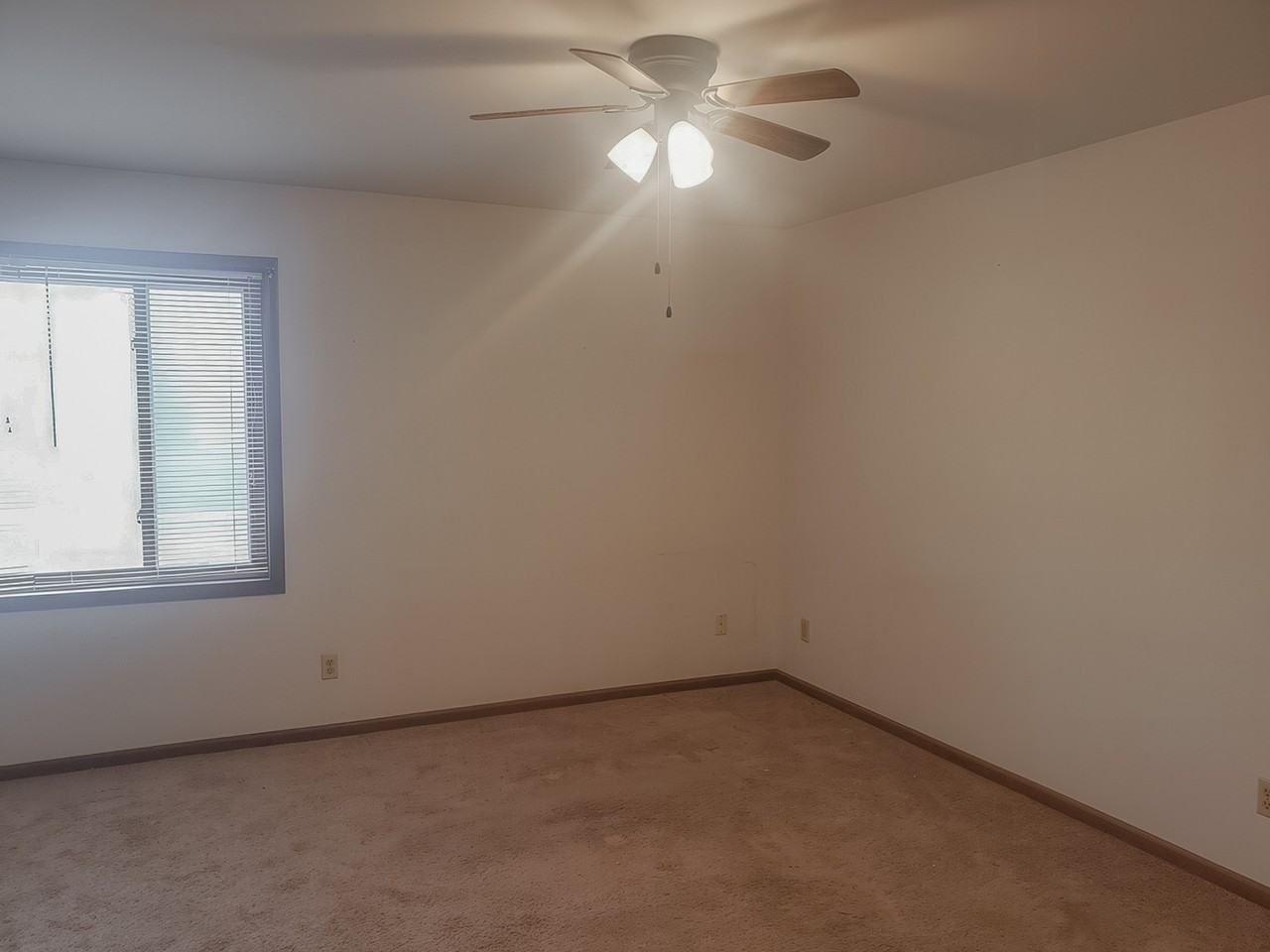 695 Wood Violet Ln #9 - Photo 3 of 9