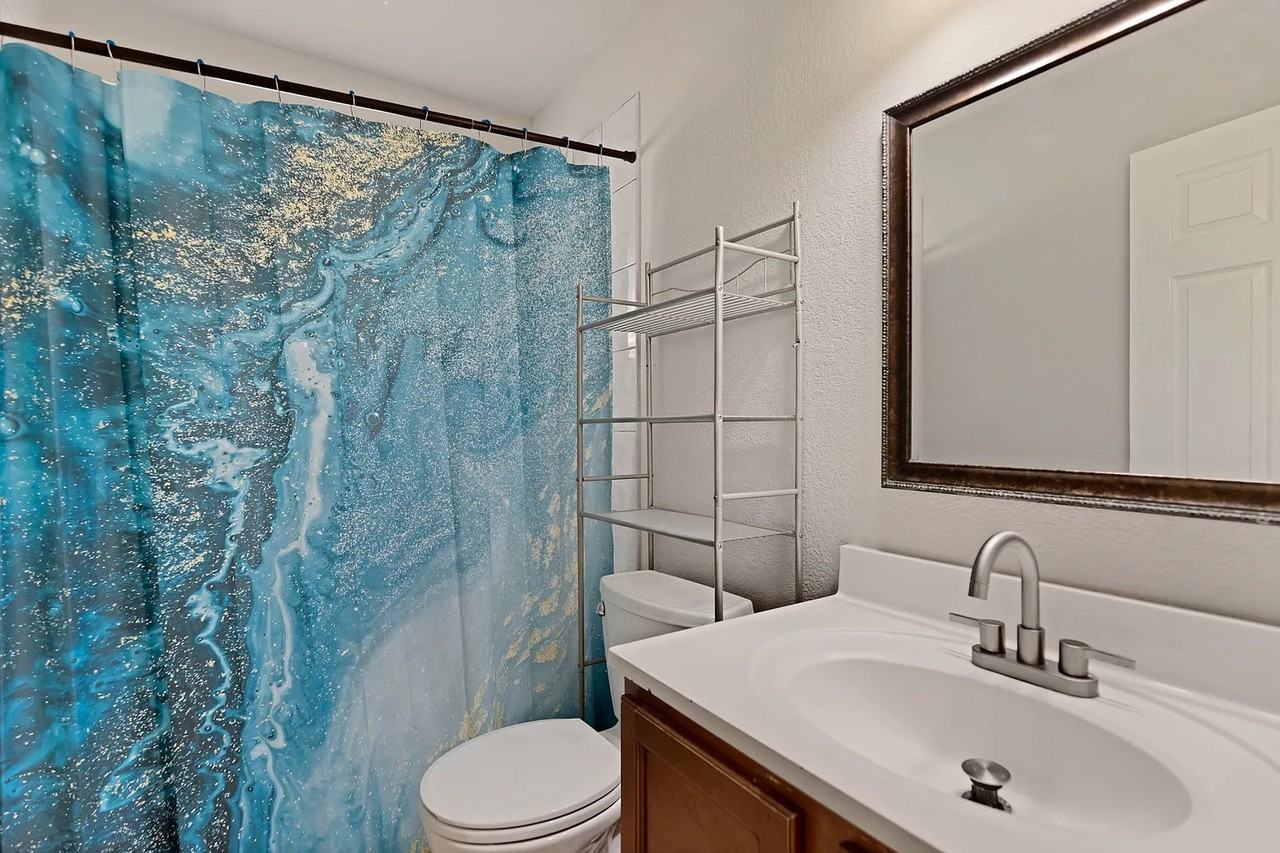 239 Peabody Ave #1 - Photo 3 of 12