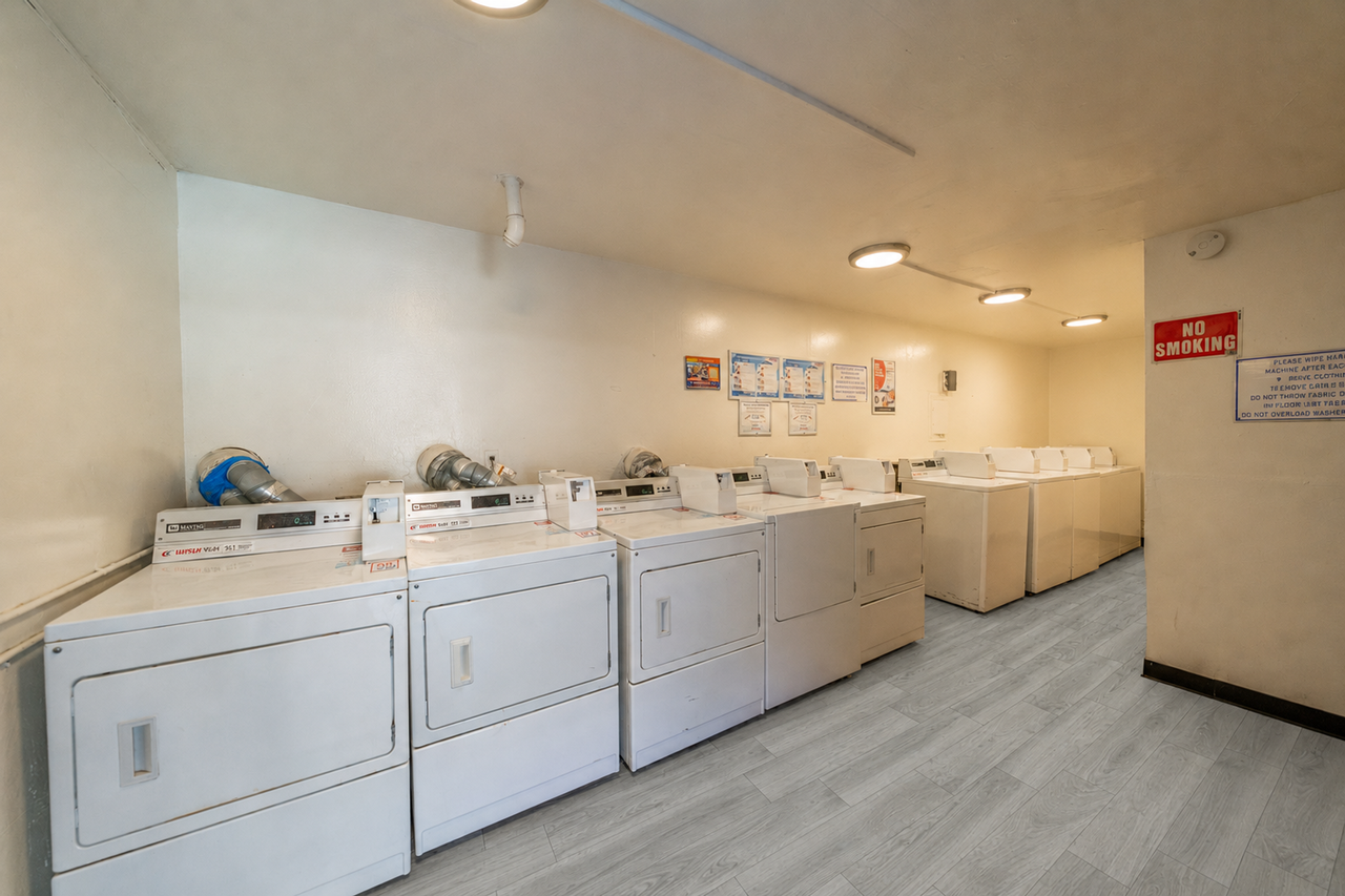 1735 Coronado Ave. - Photo 7 of 7