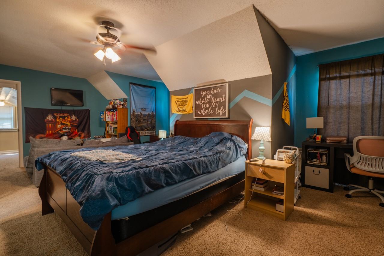 801 Wildwood Dr #1 - Photo 4 of 5