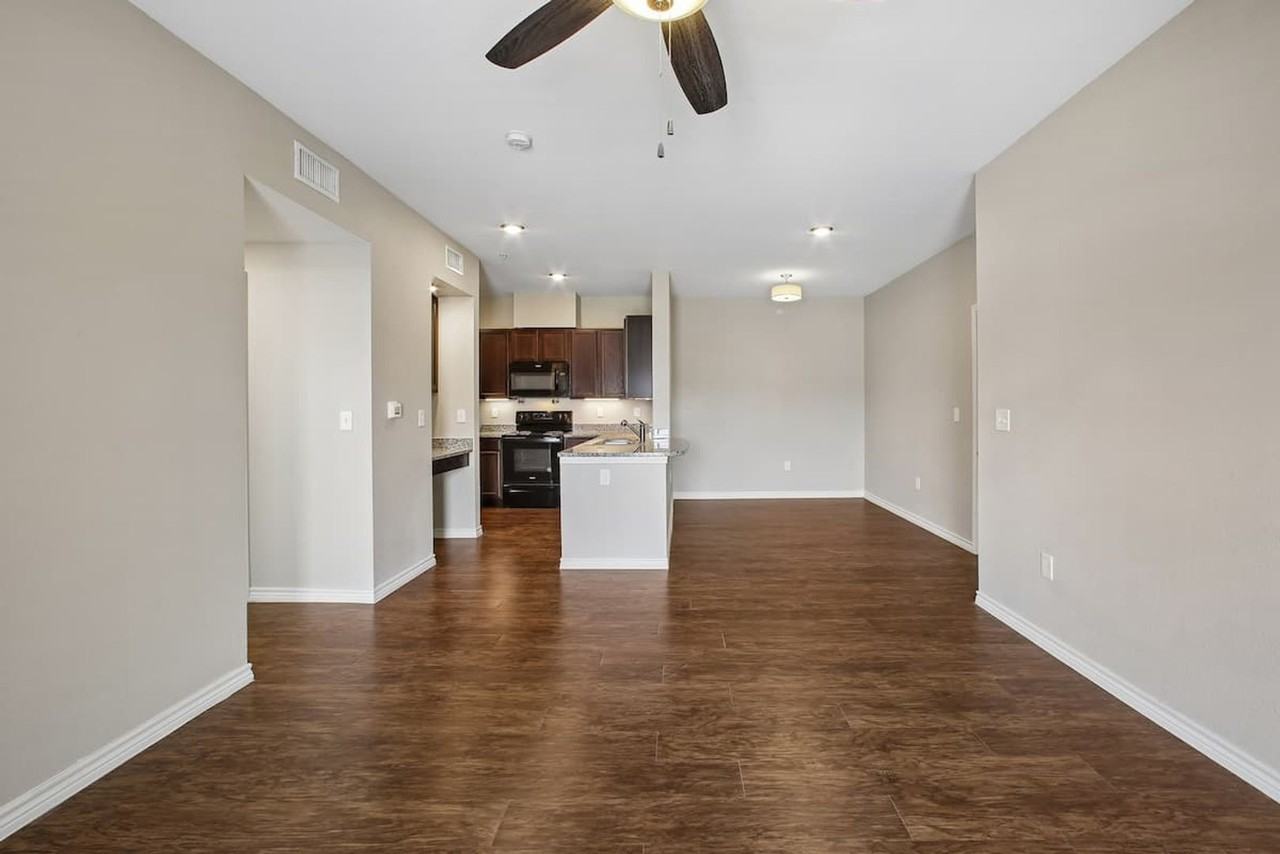 Midlothian Meadows - Photo 4 of 41