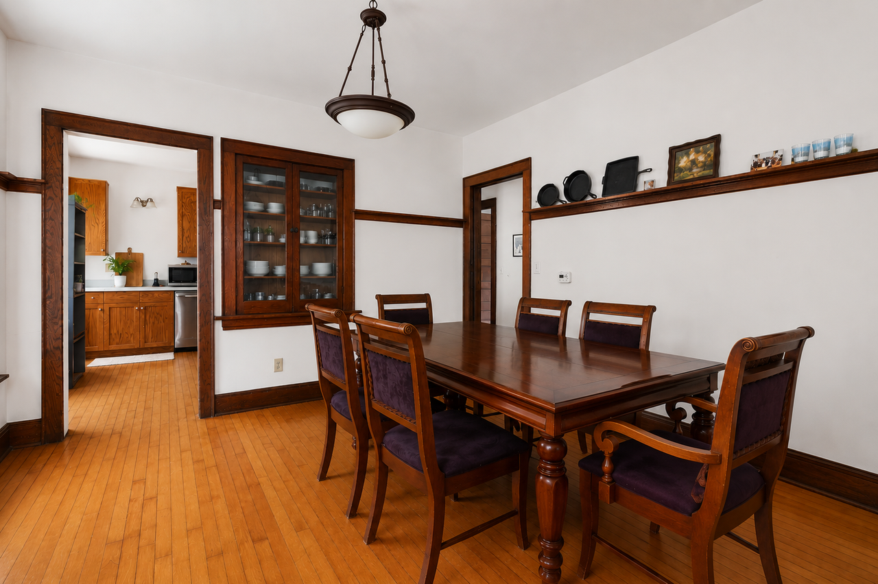 611 S Baldwin St #611 - Photo 3 of 15