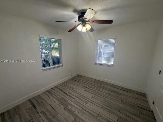 2742 Southwest 32nd Avenue - Photo 6 of 13