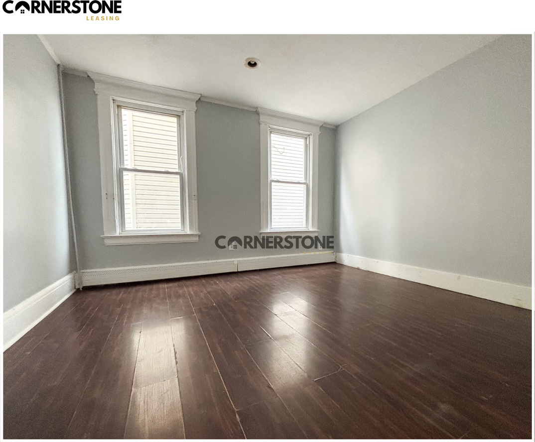58 Cypress St - Photo 6 of 13