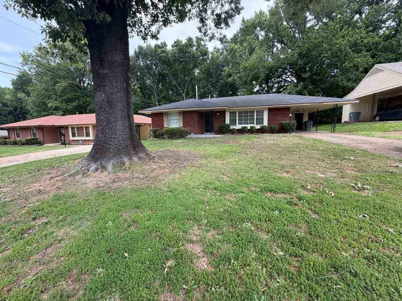 1786 Hester Rd - Photo 2 of 50