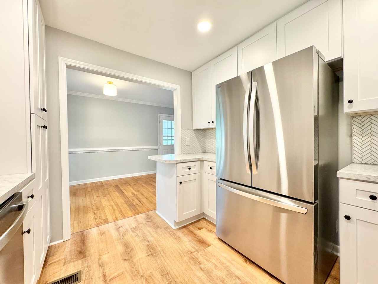 1600 Piper Pl - Photo 7 of 17