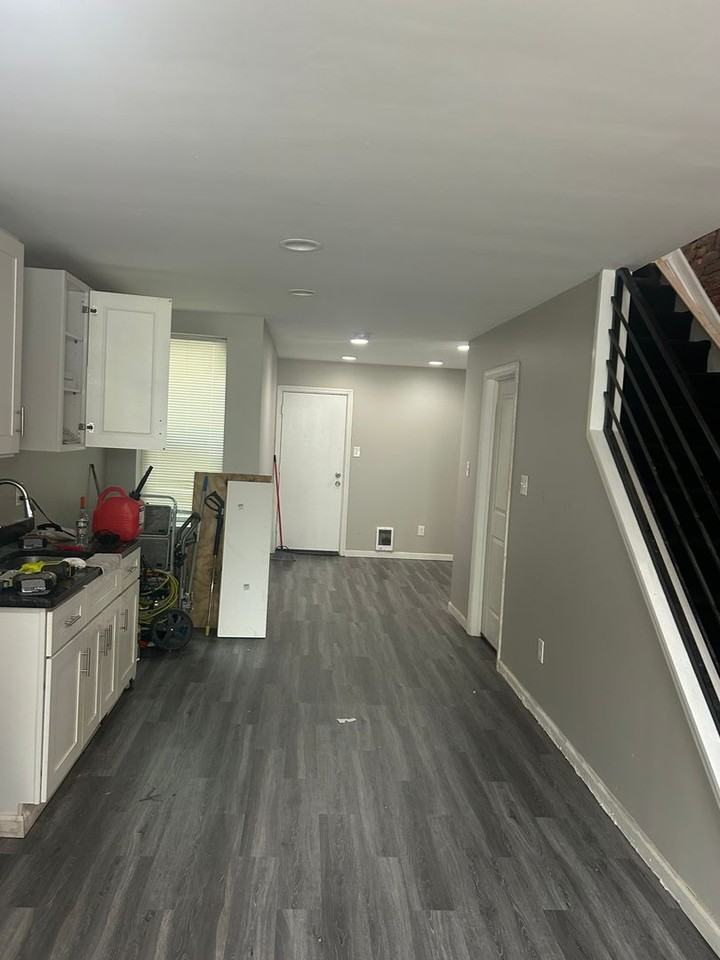 1823 E Orleans St - Photo 2 of 15