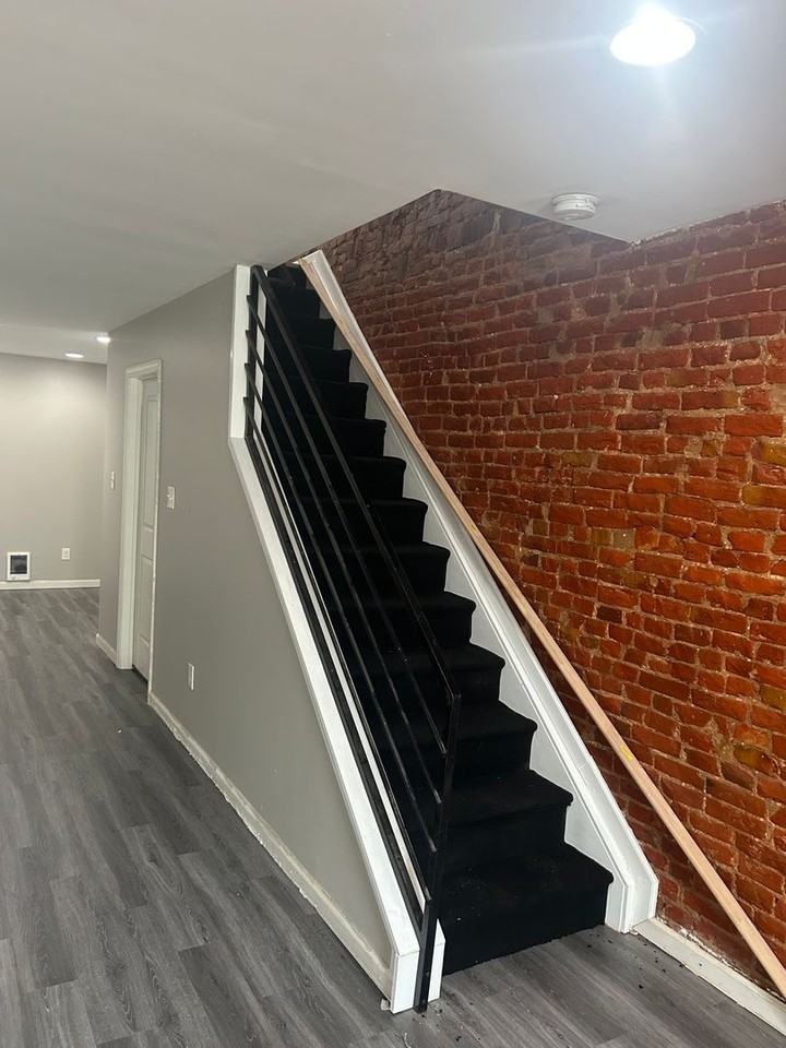 1823 E Orleans St - Photo 3 of 15