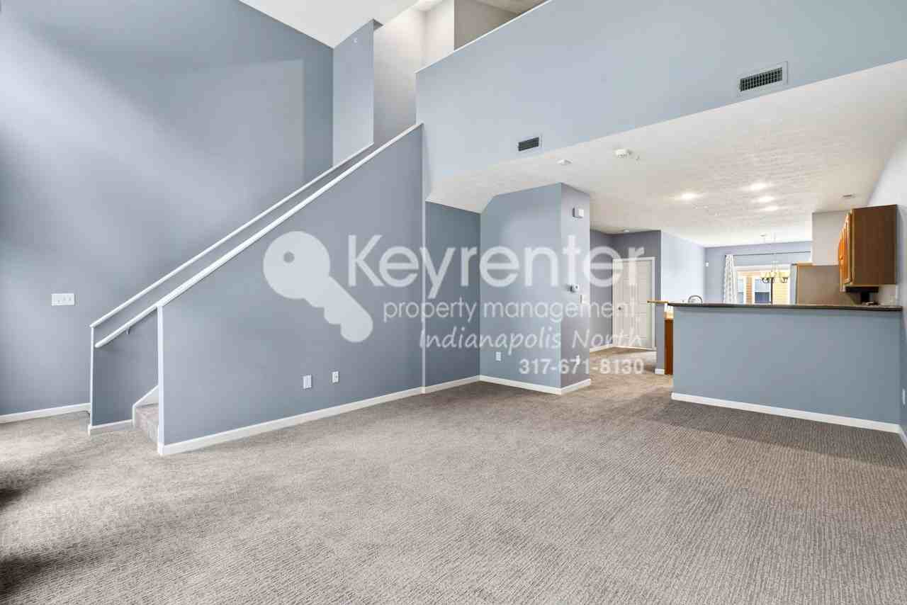 6589 Reserve Dr - Photo 3 of 17